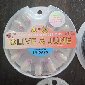 Olive And June, Kawaii cow Chrome French, Medium Almond